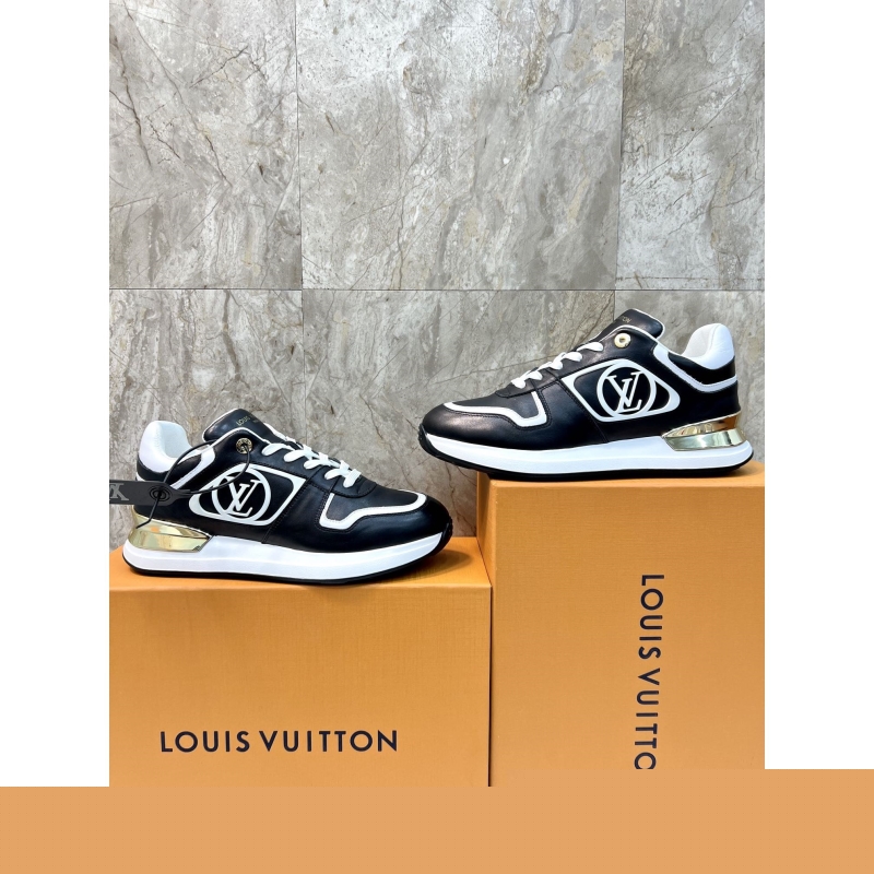l**is V*t*n sneakers